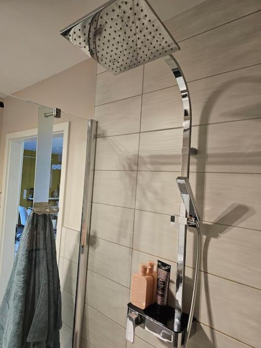 Deluxe 3-Rooms River View, 贝恩卡斯特尔-屈斯 外观 照片